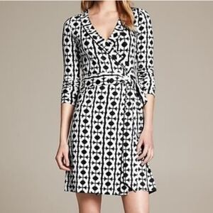 Banana Republic Black and White Geometric Dress